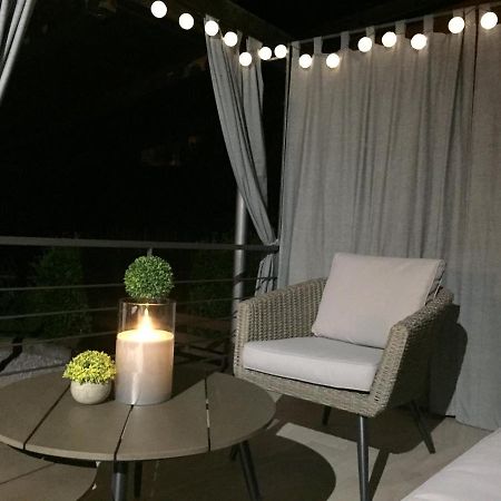 Apartman Sonas 2 With Free Private Parking Карловац Екстериор снимка