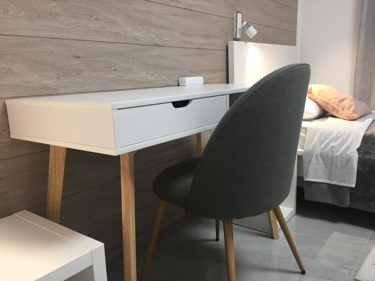 Apartman Sonas 2 With Free Private Parking Карловац Екстериор снимка